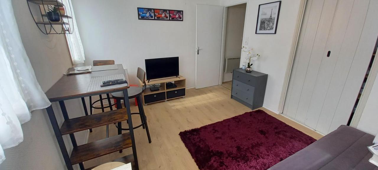 Le Zen -Studio Tout Equipe- Wifi Fibre- Centre Ville Avec Parking Tarbes Exteriör bild